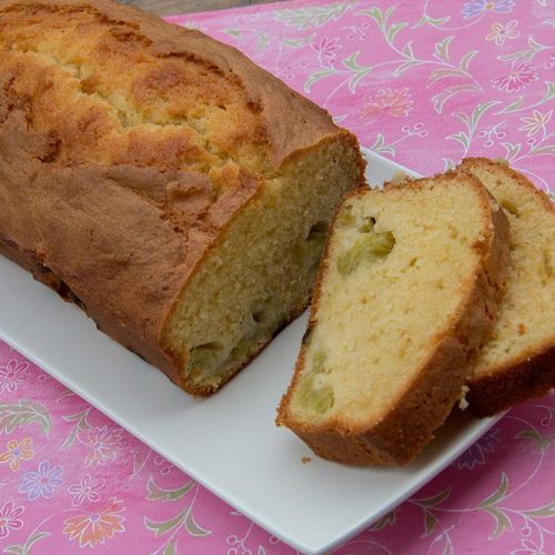 Cake à la rhubarbe