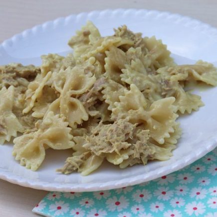 Farfalles au thon et au curry