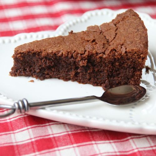 Gateau-moelleux-sans-gluten-aux-pepites-de-chocolat-3