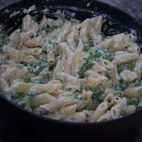 Penne rigate au mascarpone et petits pois
