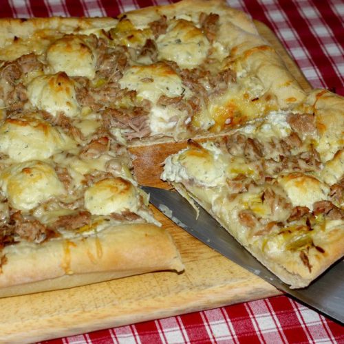 Pizza Poireaux, Thon et fromage ail et fines herbes