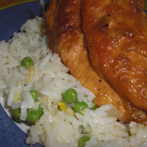 Poulet sauté au riz cantonais