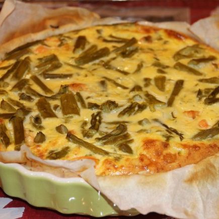 Quiche au saumon, aux asperges vertes et au St Moret