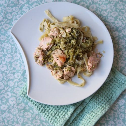 Tagliatelles au saumon et aux brocolis
