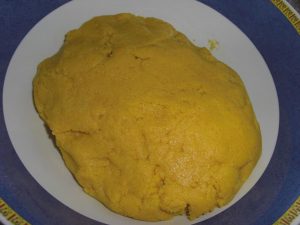 Tarte au citron meringuée pâte au curcuma (avec et sans thermomix)