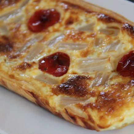 Tarte au saumon fumé et aux asperges