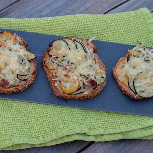 Tartines-gratinees-aux-courgettes