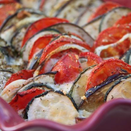 Tian de légumes à la mozzarella et aux herbes de Provence