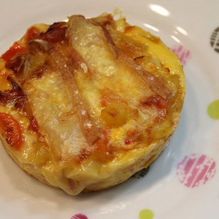 Tortilla de légumes gratinée au reblochon (grands ronds Flexipan)