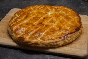 Tourte au jambon et au fromage à raclette