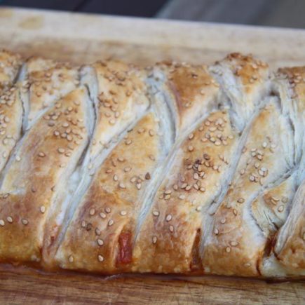 Tresse feuilletée au thon et à la Mozzarella