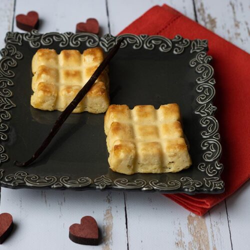 Mini-flans parisiens vanille, sans pâte (recette de Christophe Michalak) petites tablettes Demarle Flexipan