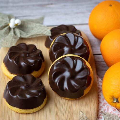 Petites marguerites orange coque en chocolat Petites Marguerites Demarle Flexipan